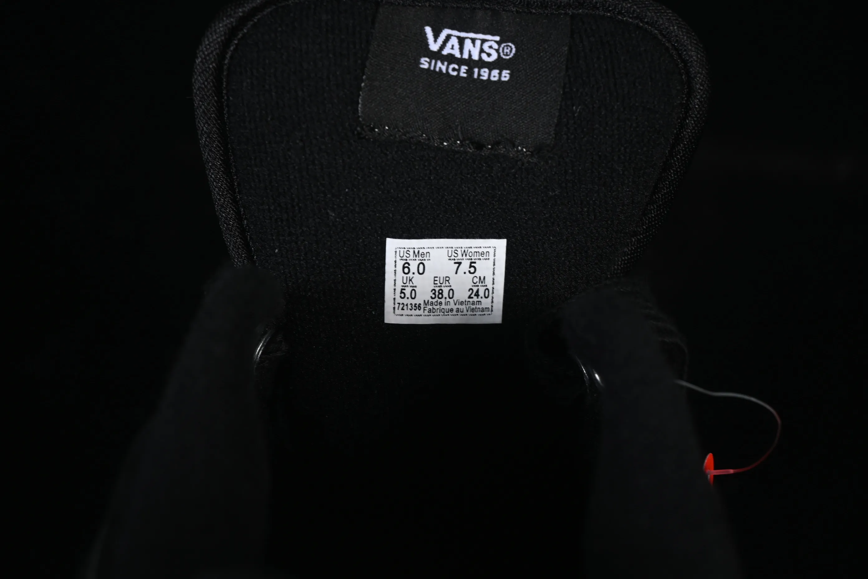 All categories Vans Vans series Vans Low Vans low-top Vans Knu Skool Vans low-top casual skateboard shoes VN000VB4CJK